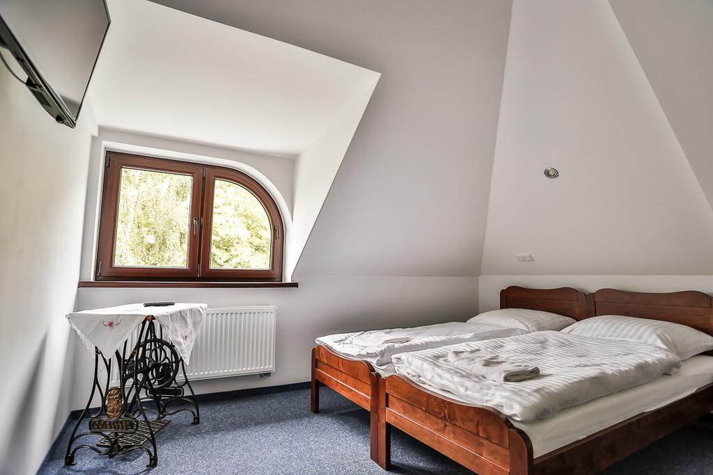 W Starym Mlynie Bed & Breakfast Milicz Cameră foto